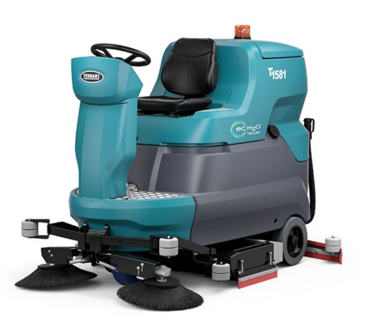 T1581 Ride-On Floor Scrubber alt 5
